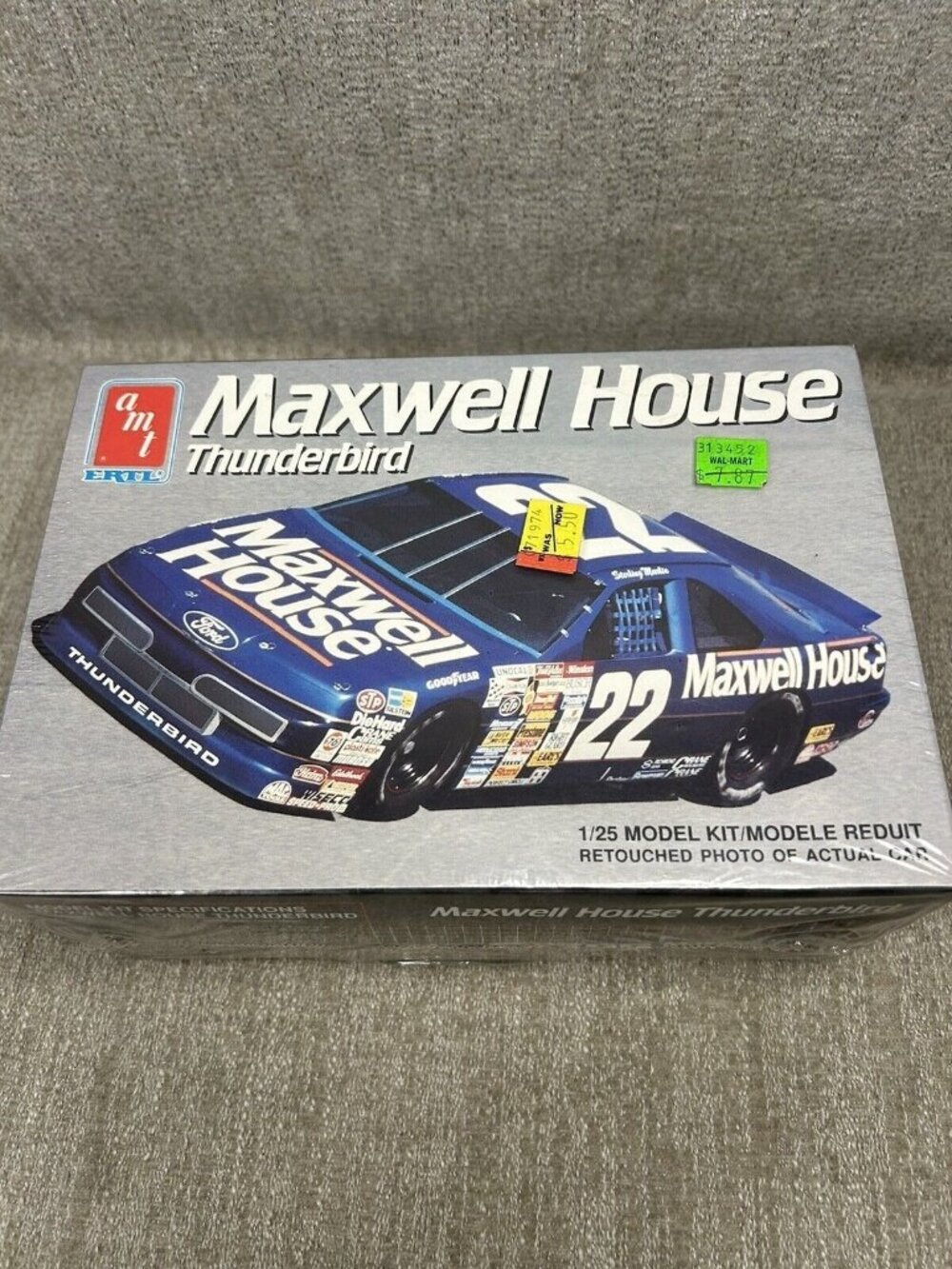AMT Maxwell House Thunderbird #22 Sterling Martin Stock Car Model Kit #6457 NEW